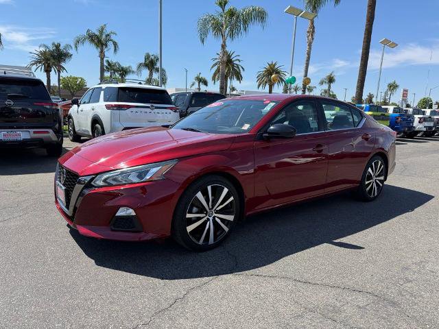 Certified 2022 Nissan Altima 2.5 SR FWD image 3