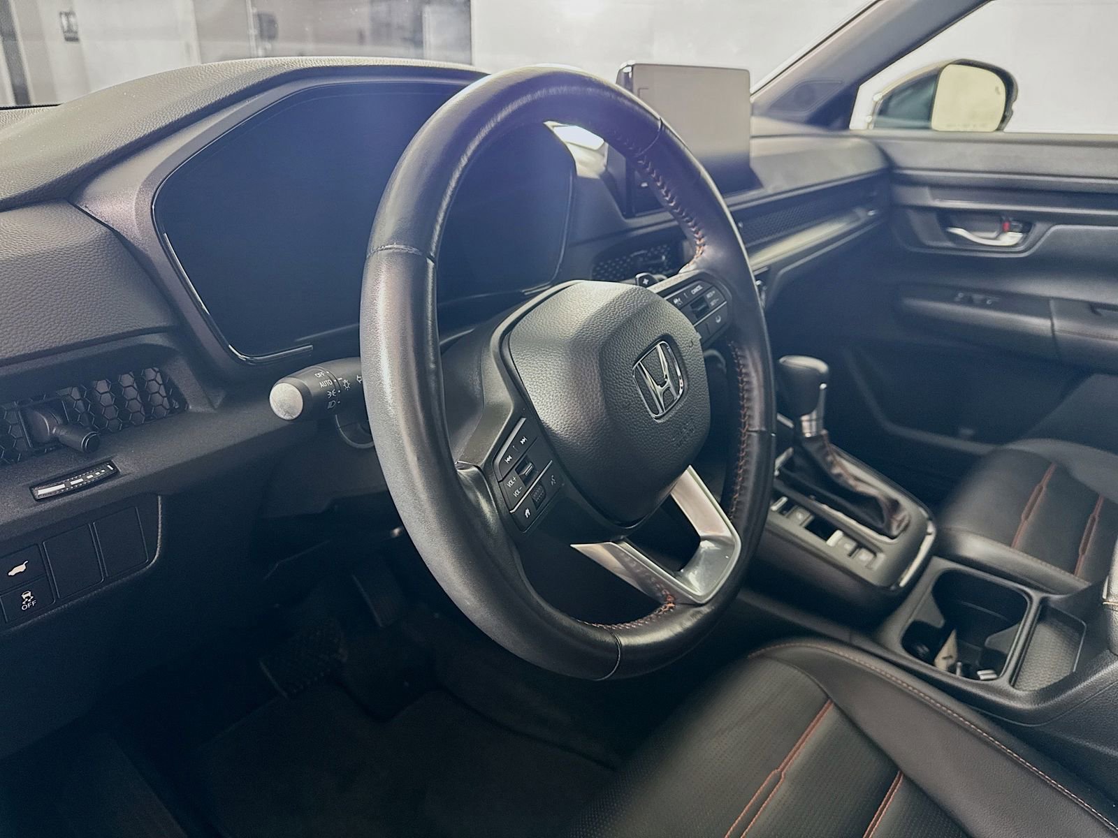 Used 2024 Honda CR-V Sport-L image 11