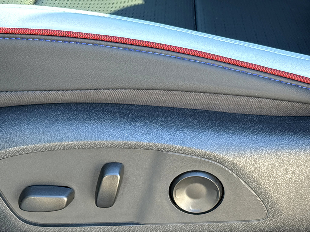 New 2025 Chevrolet Silverado EV RST image 17