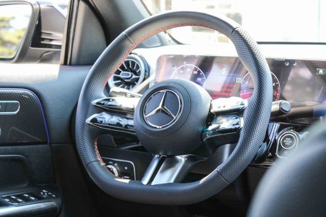 New 2026 Mercedes-Benz GLA 250 4MATIC image 16