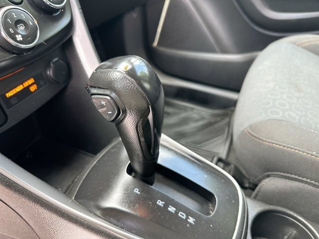 Used 2020 Chevrolet Trax LS FWD image 17
