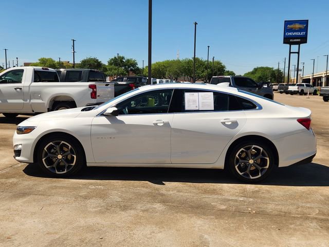 Used 2024 Chevrolet Malibu LT image 4