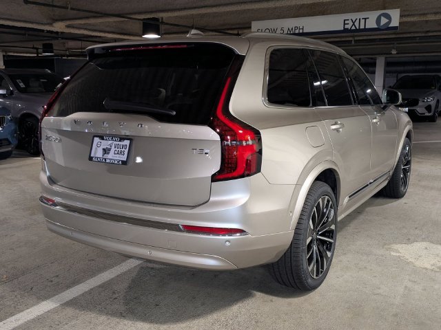 New 2026 Volvo XC90 T8 Plus w/ Protection Package AWD/4WD image 3