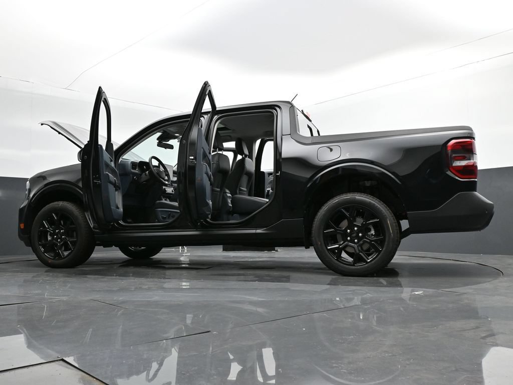 New 2025 Ford Maverick Lariat w/ Black Appearance Package AWD/4WD image 34