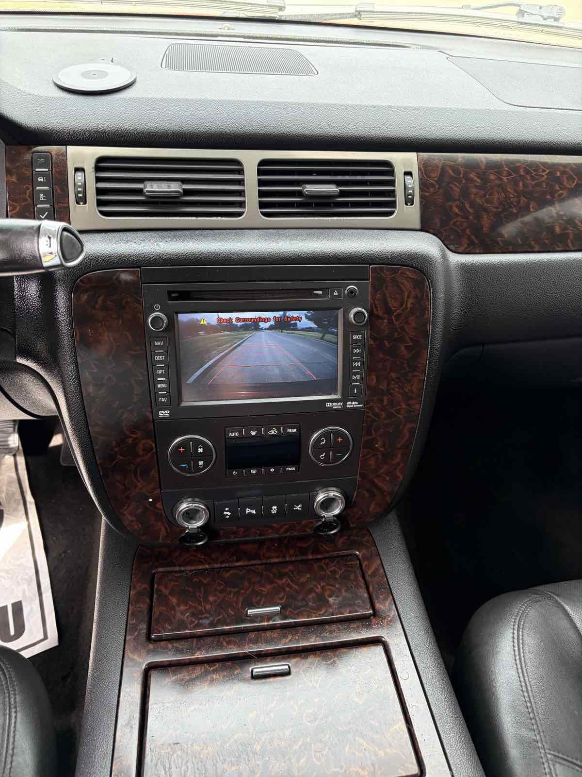 Used 2012 GMC Yukon Denali AWD/4WD image 23