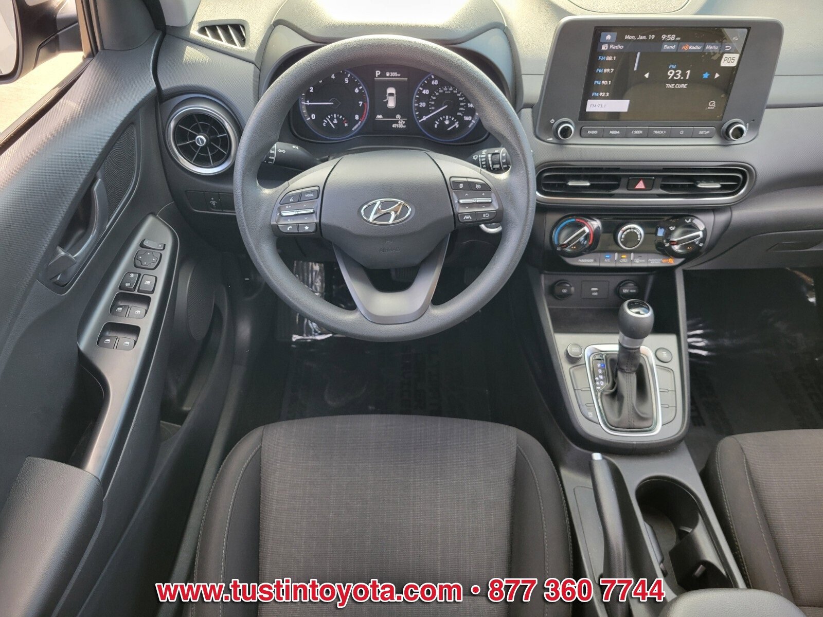 Used 2023 Hyundai Kona SEL image 12
