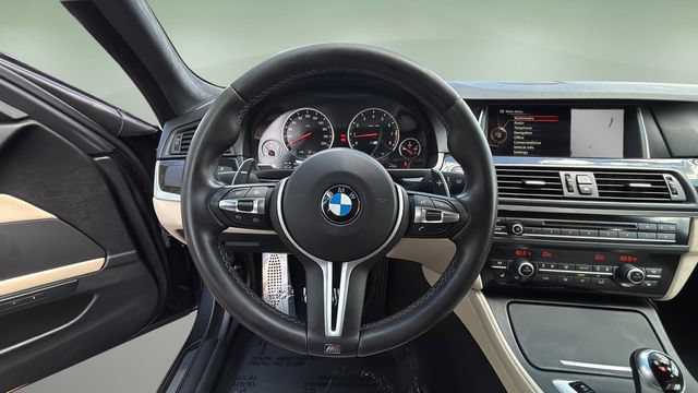 Used 2016 BMW M5 RWD image 12