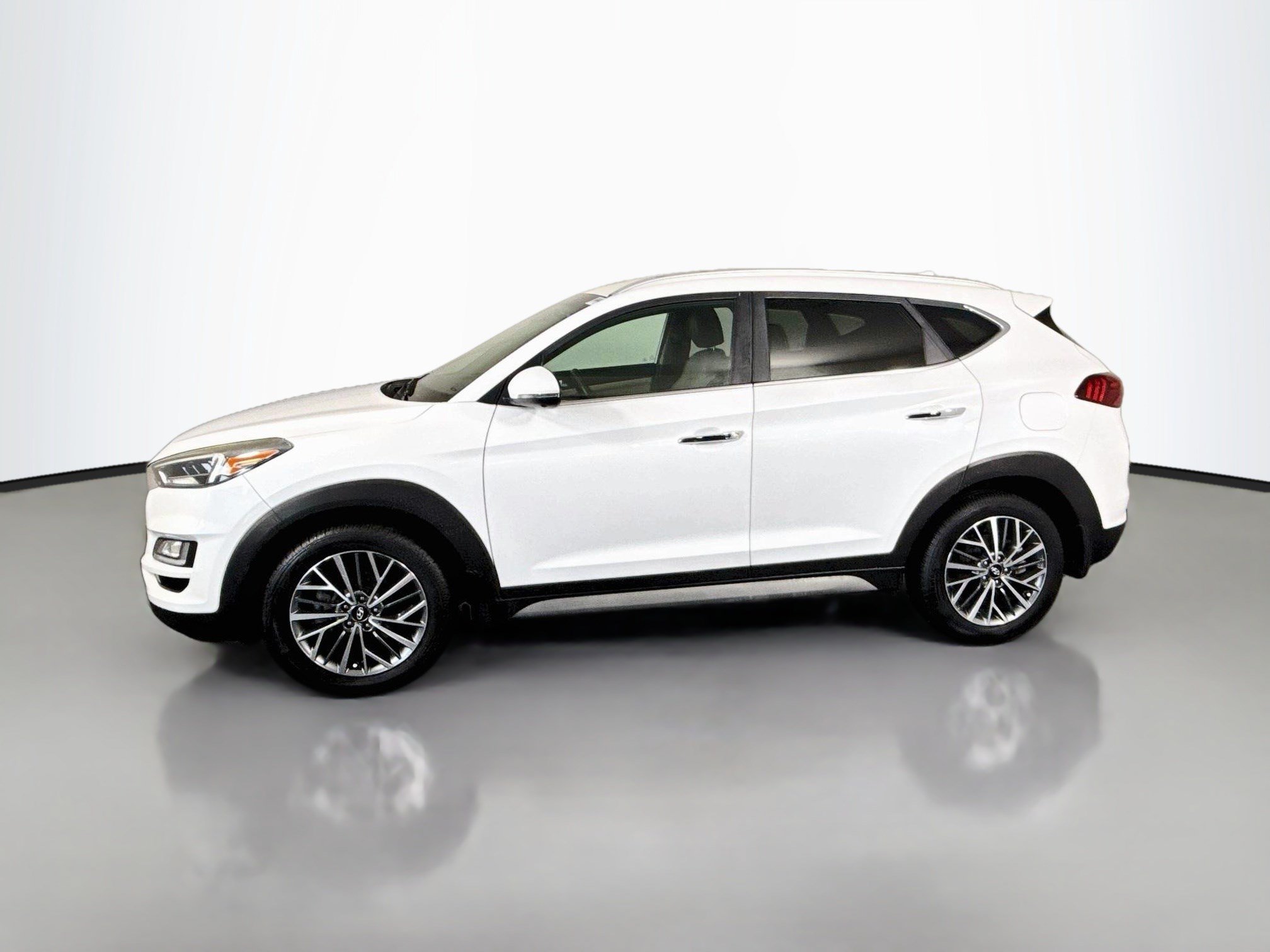 Used 2019 Hyundai Tucson Limited w/ Cargo Package AWD/4WD image 6