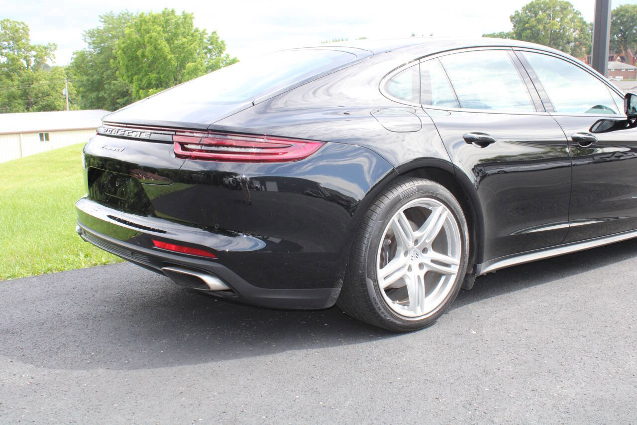 Used 2020 Porsche Panamera 4 AWD 4dr Sedan image 5