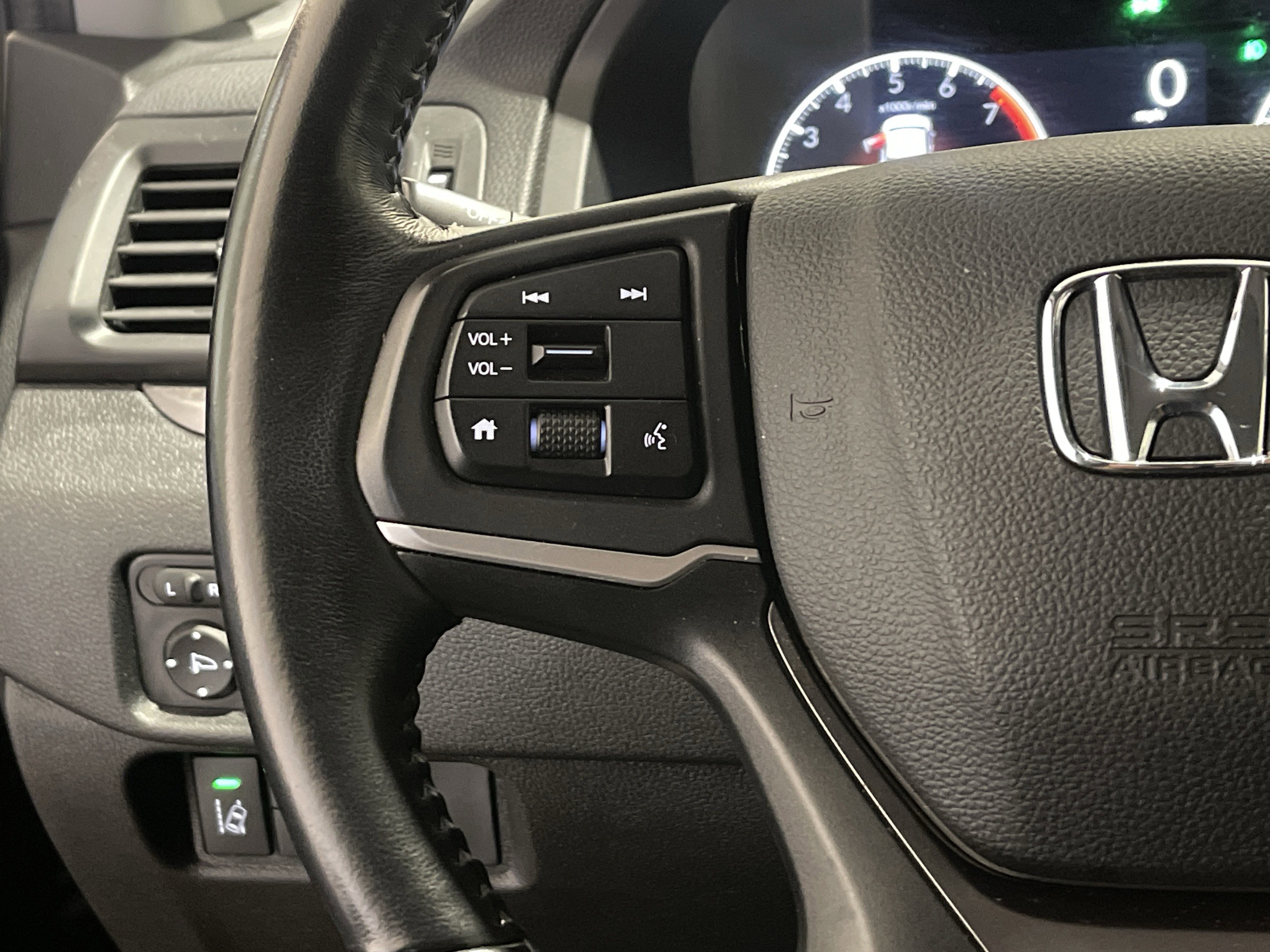 Certified 2024 Honda Ridgeline RTL image 18