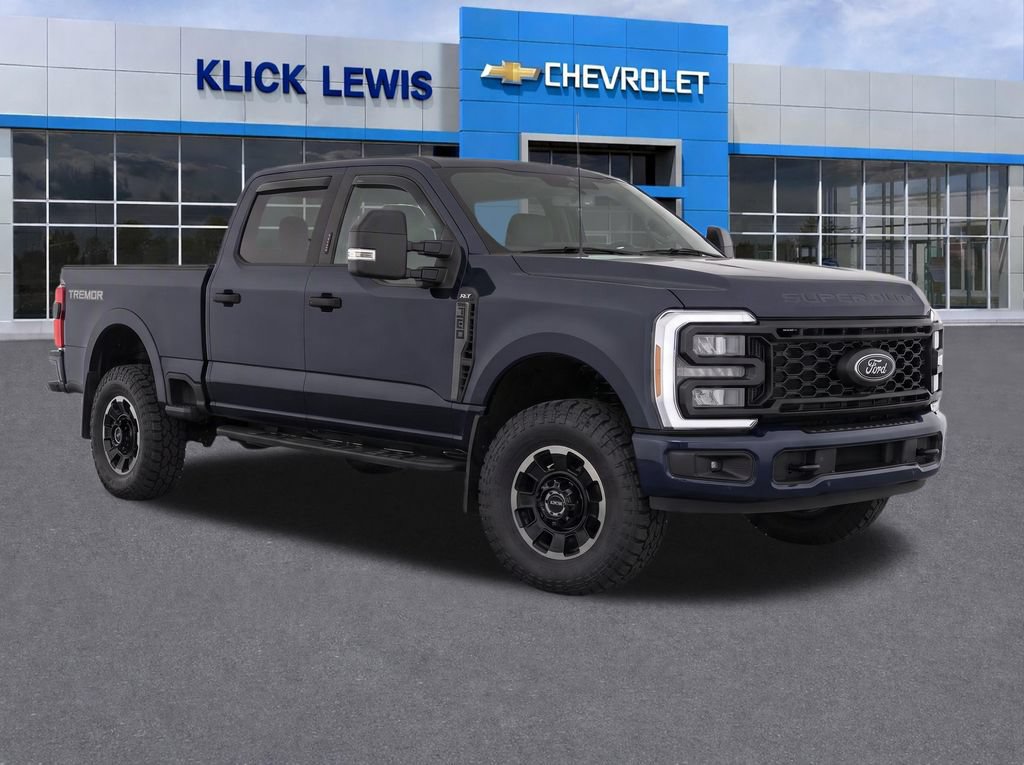 Used 2025 Ford F350 XLT w/ Black Appearance Package