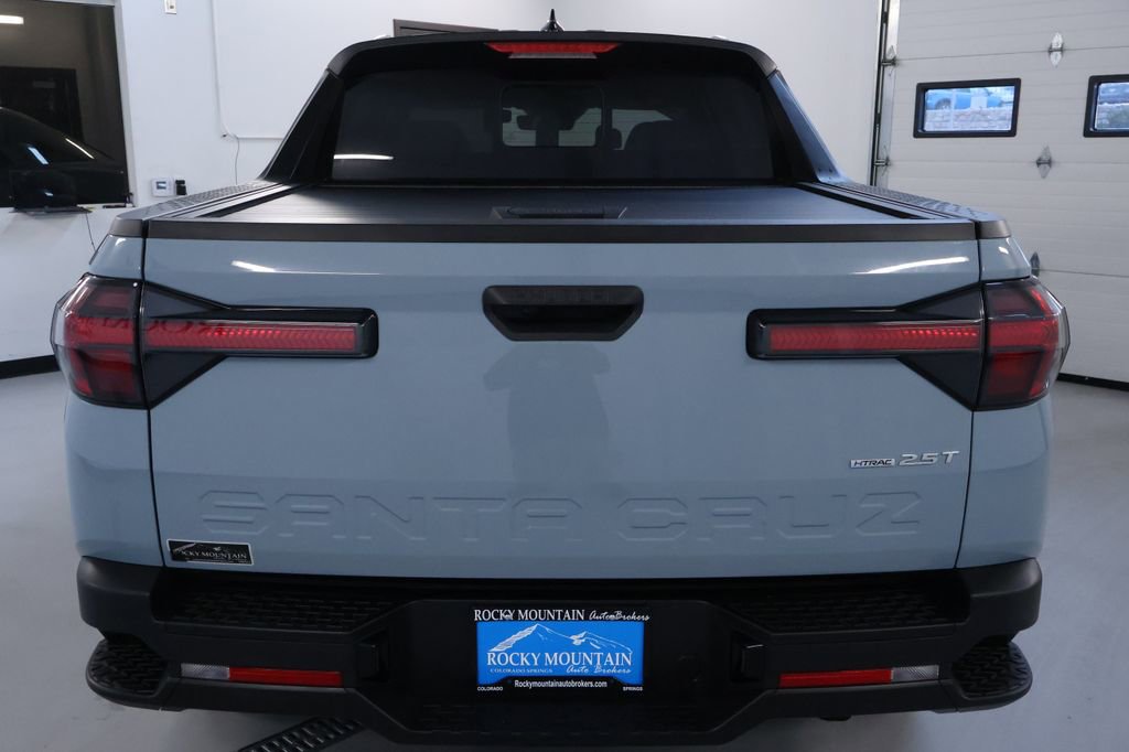 Used 2023 Hyundai Santa Cruz SEL Premium AWD/4WD image 6