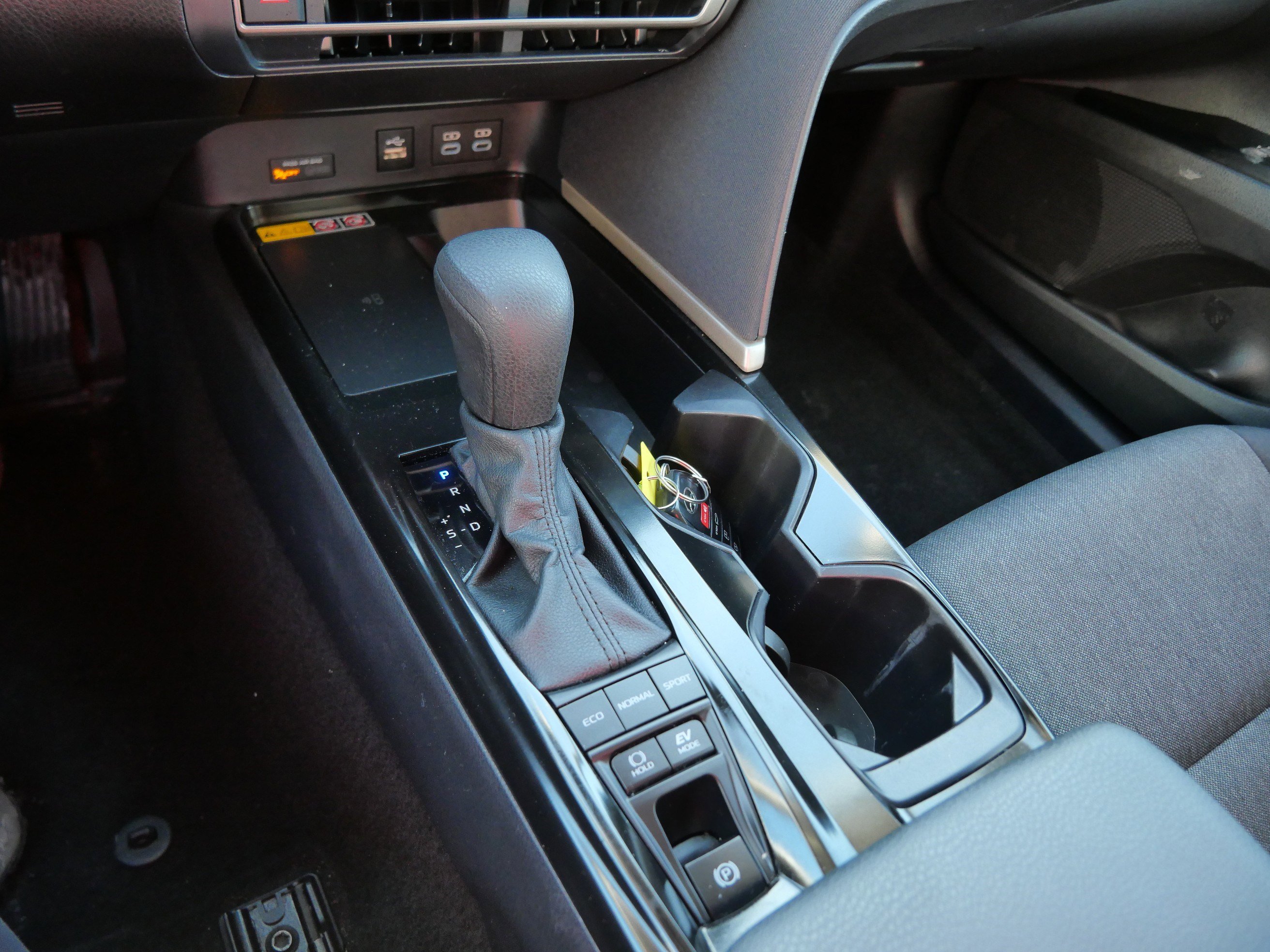 Certified 2025 Toyota Camry LE image 24