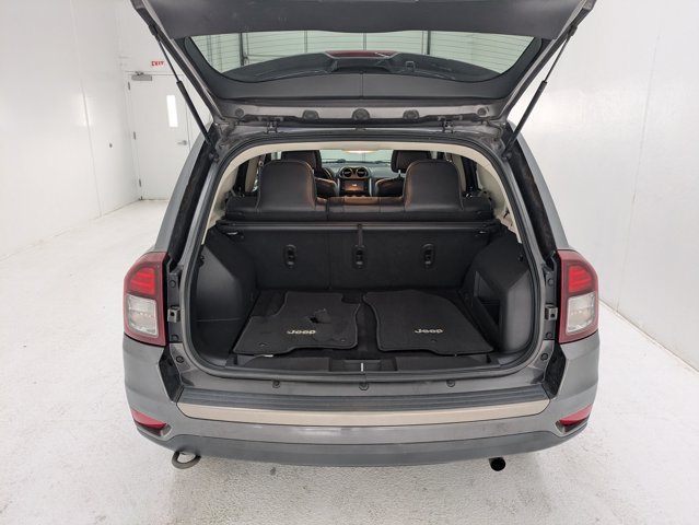 Used 2017 Jeep Compass 75th Anniversary w/ Power Value Group AWD/4WD image 6