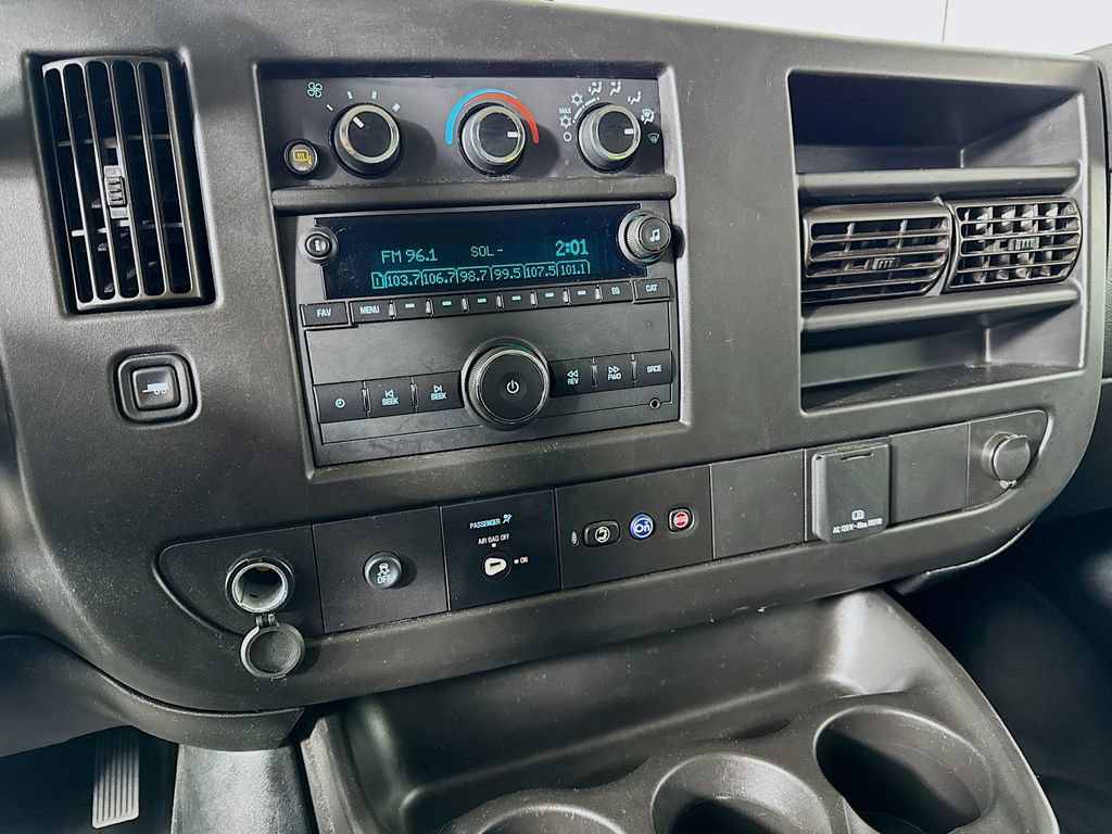 Used 2020 Chevrolet Express 2500 RWD image 11