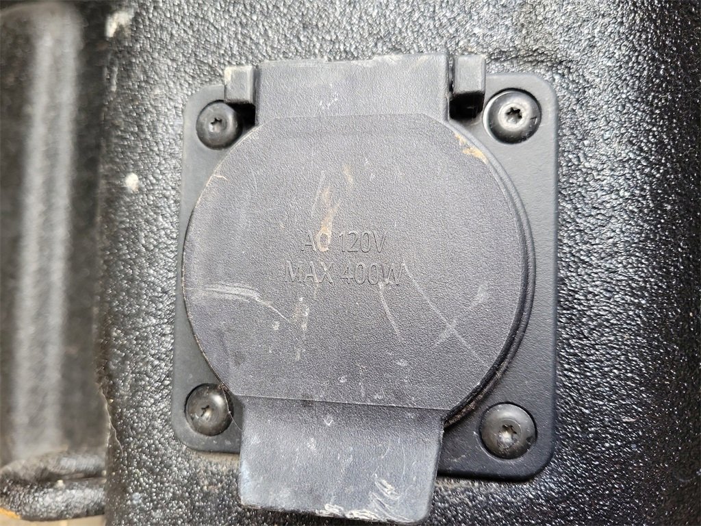 Used 2022 GMC Sierra 3500 Denali w/ Denali Ultimate Package image 9