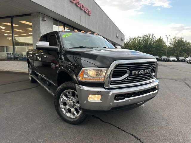 Used 2016 RAM 3500 Laramie Longhorn image 3