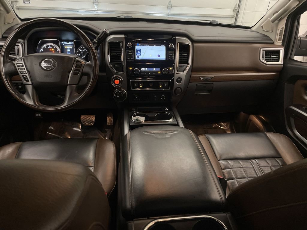 Used 2017 Nissan Titan Platinum Reserve AWD/4WD image 14