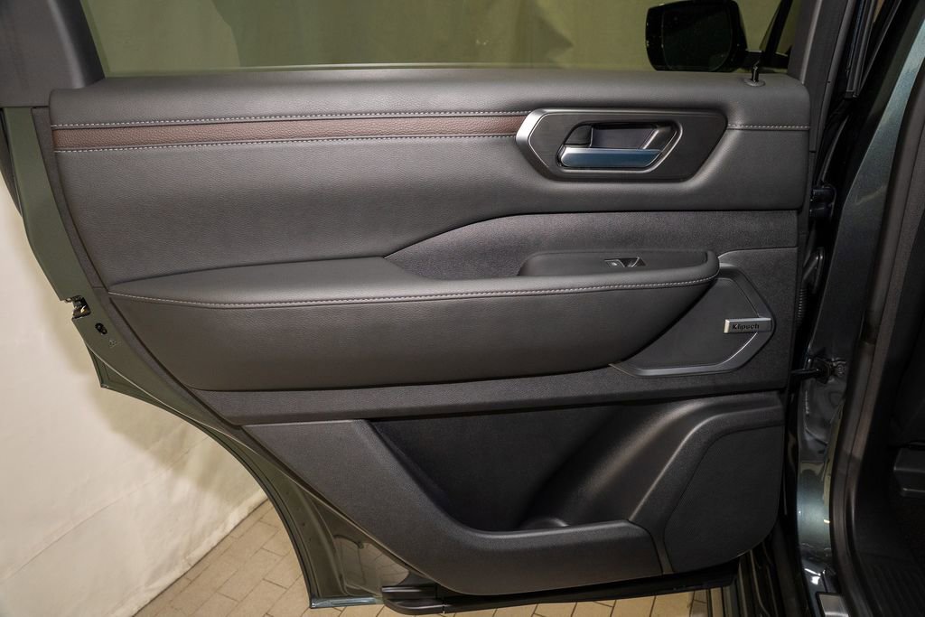 New 2026 Nissan Armada Platinum AWD/4WD image 12