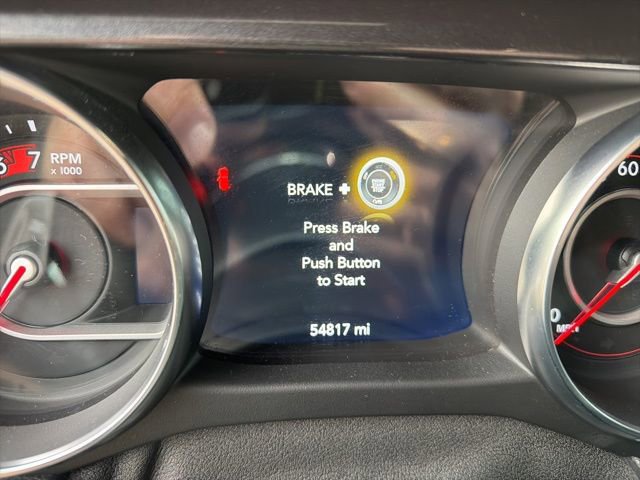 Used 2021 Jeep Wrangler Unlimited Rubicon w/ Trailer Tow Package image 10