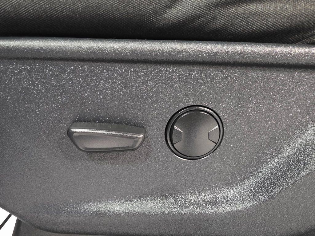 Used 2022 Ford F150 XLT w/ Equipment Group 301A Mid image 18