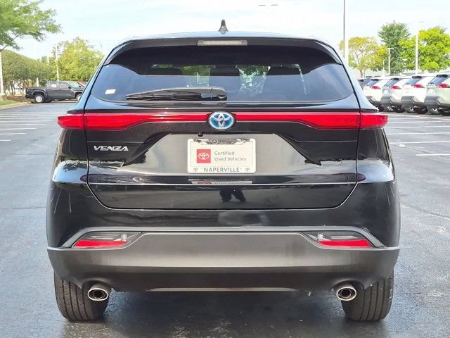 Certified 2024 Toyota Venza LE AWD/4WD image 7