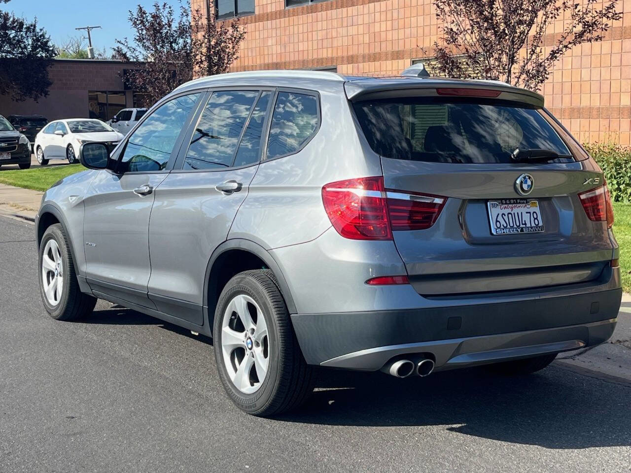 Used 2011 BMW X3 xDrive28i image 3