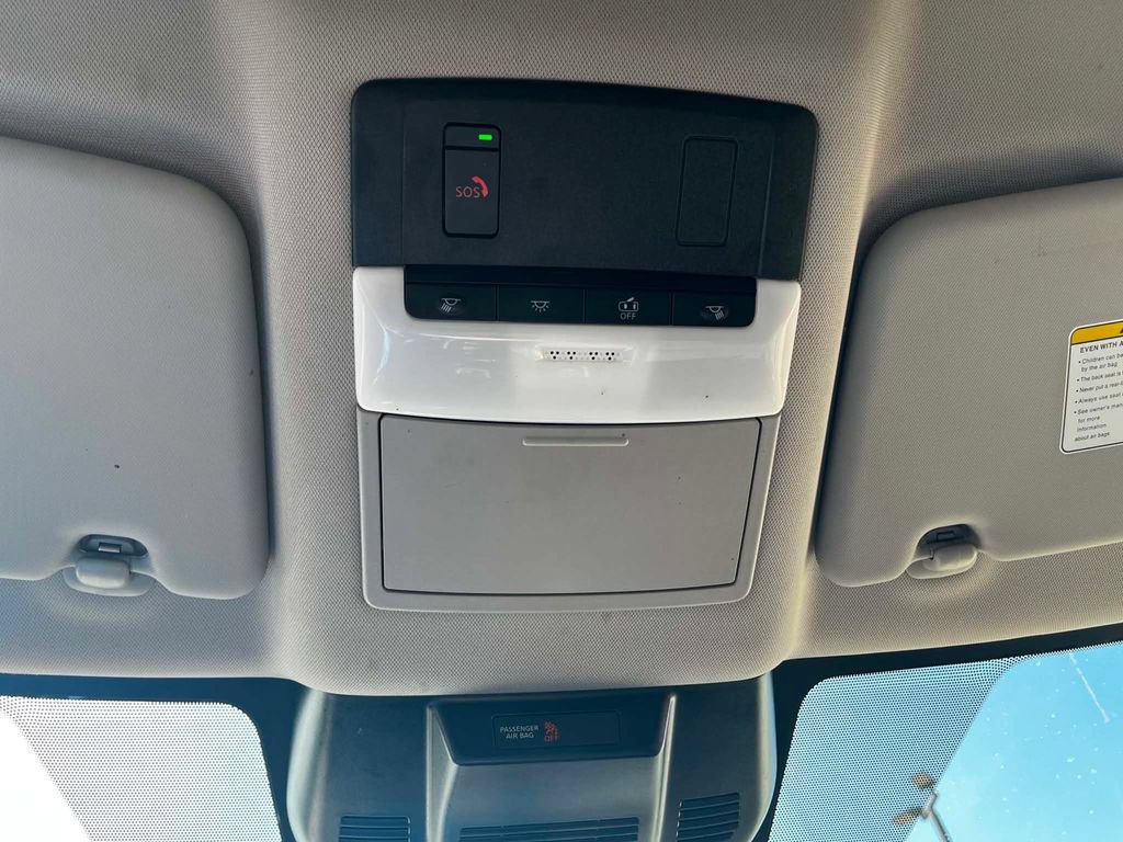 Used 2023 Nissan Rogue SV FWD image 19