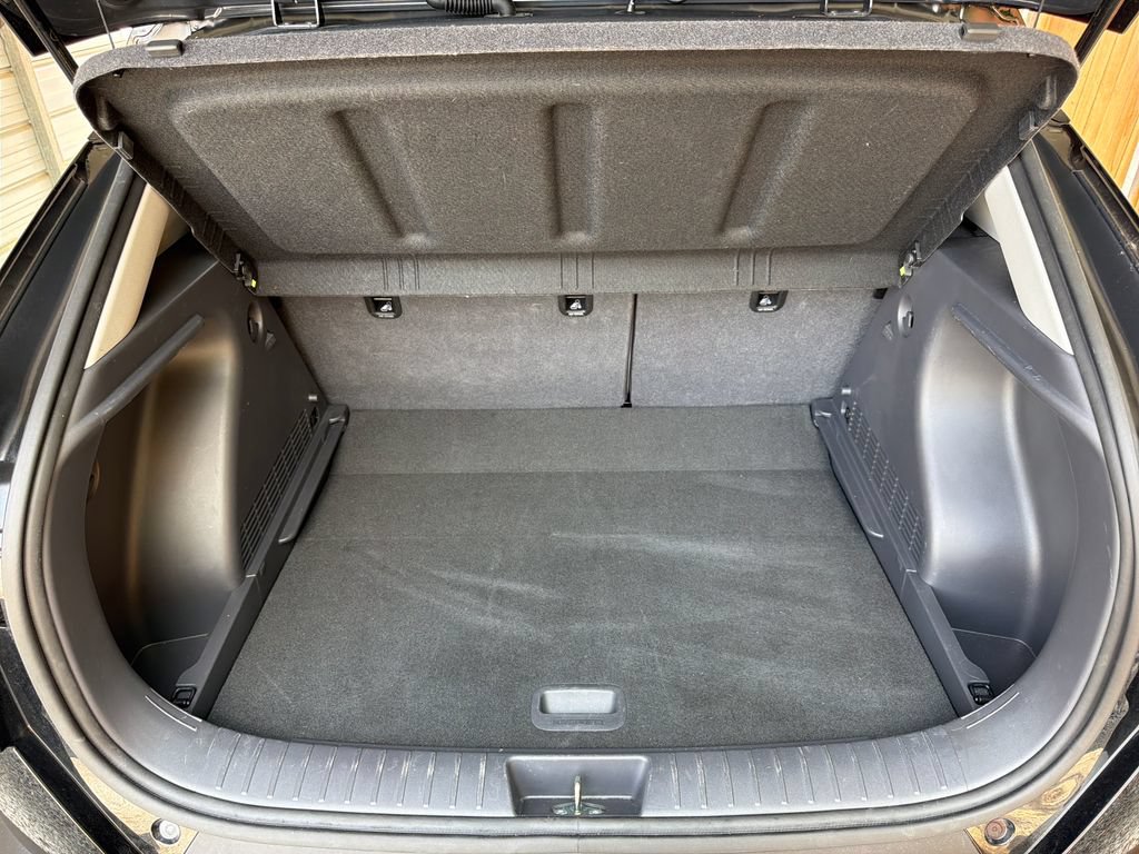 Used 2025 Hyundai Kona SEL FWD image 32