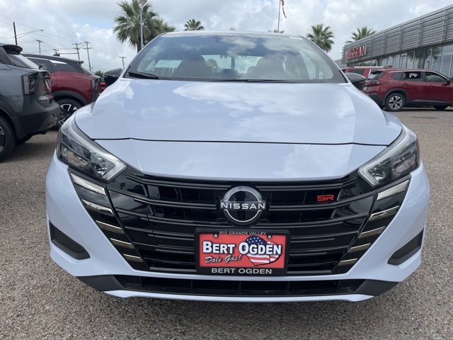 New 2025 Nissan Versa SR w/ Trunk Package image 2