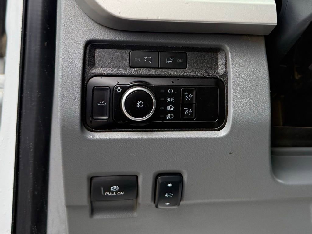 Used 2023 Ford F250 XLT w/ FX4 Off-Road Package image 41