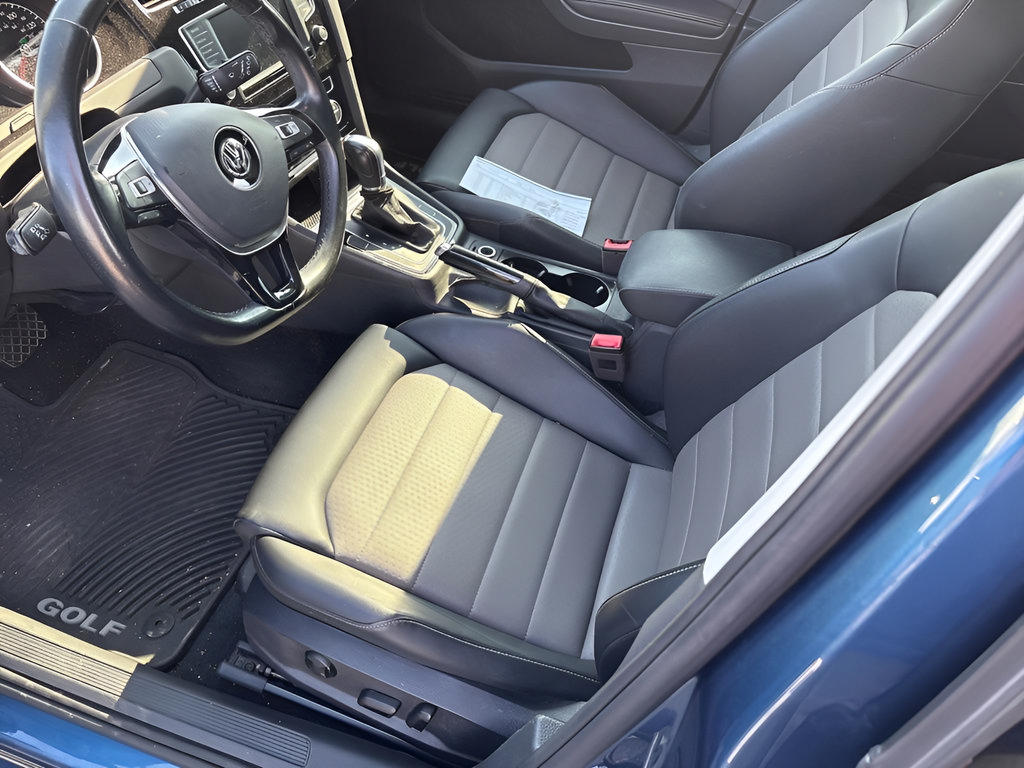 Used 2017 Volkswagen Golf SEL FWD image 9