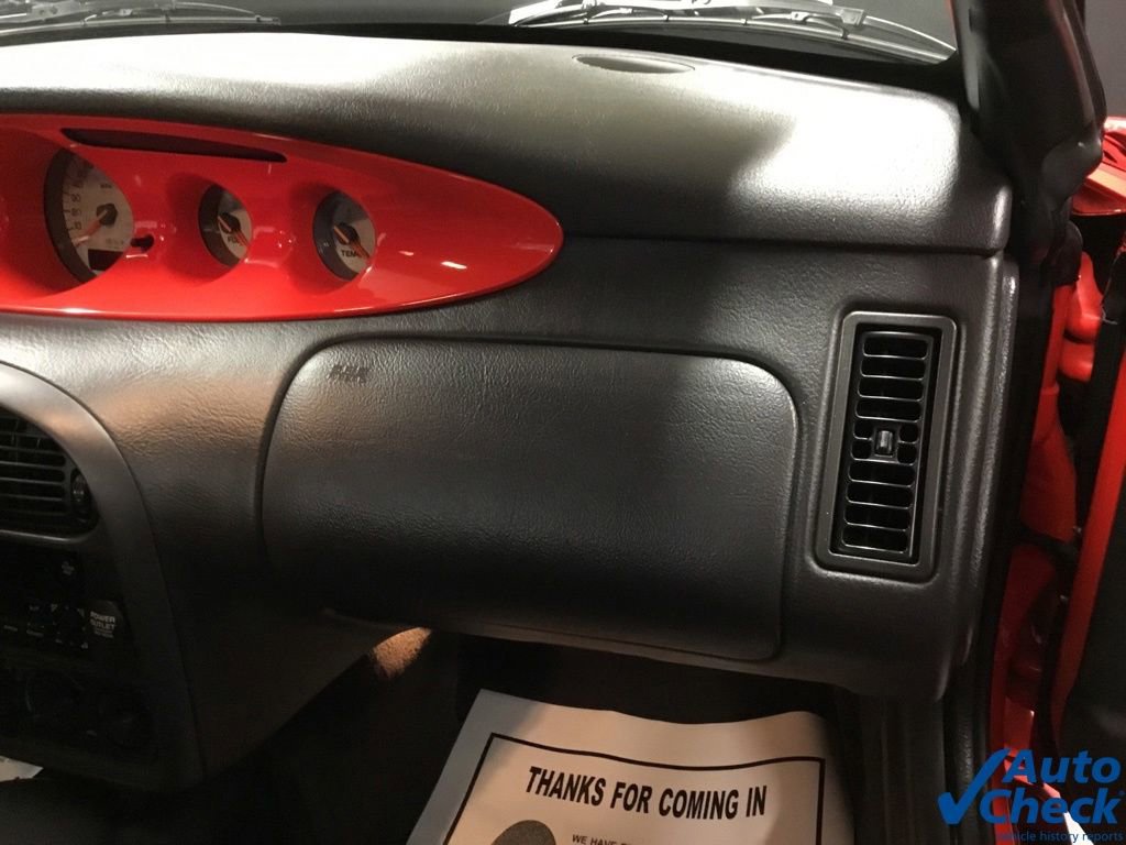 Used 1999 Plymouth Prowler RWD image 32