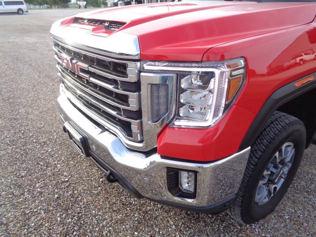 Used 2022 GMC Sierra 3500 SLT w/ SLT Premium Package AWD/4WD image 17