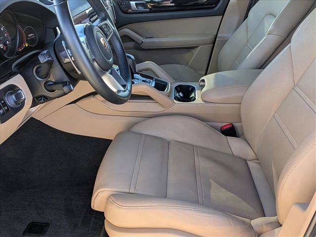 Used 2021 Porsche Cayenne image 17