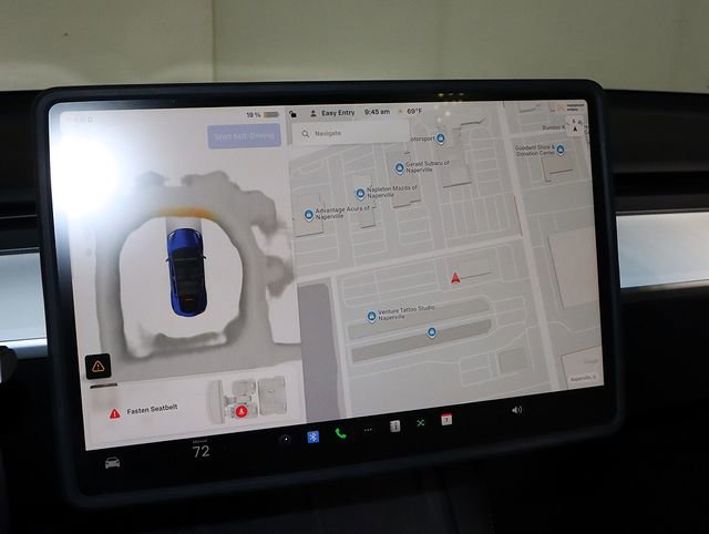 Used 2024 Tesla Model Y Performance image 19