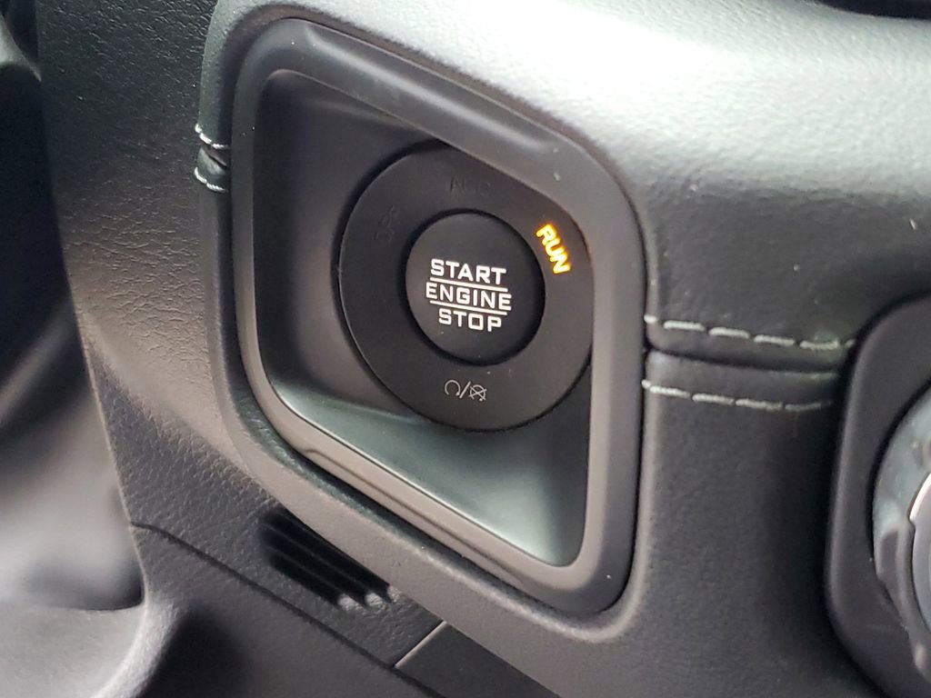 Used 2024 Jeep Wrangler High Altitude image 16