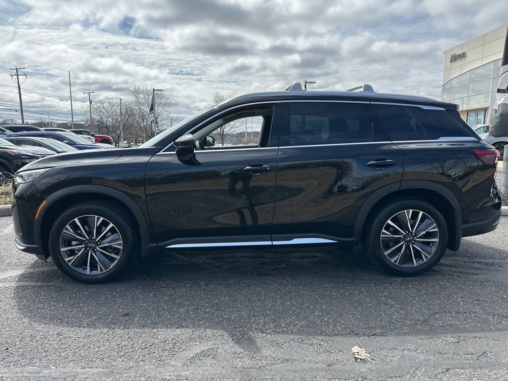 New 2026 INFINITI QX60 Luxe w/ Cargo Package image 2