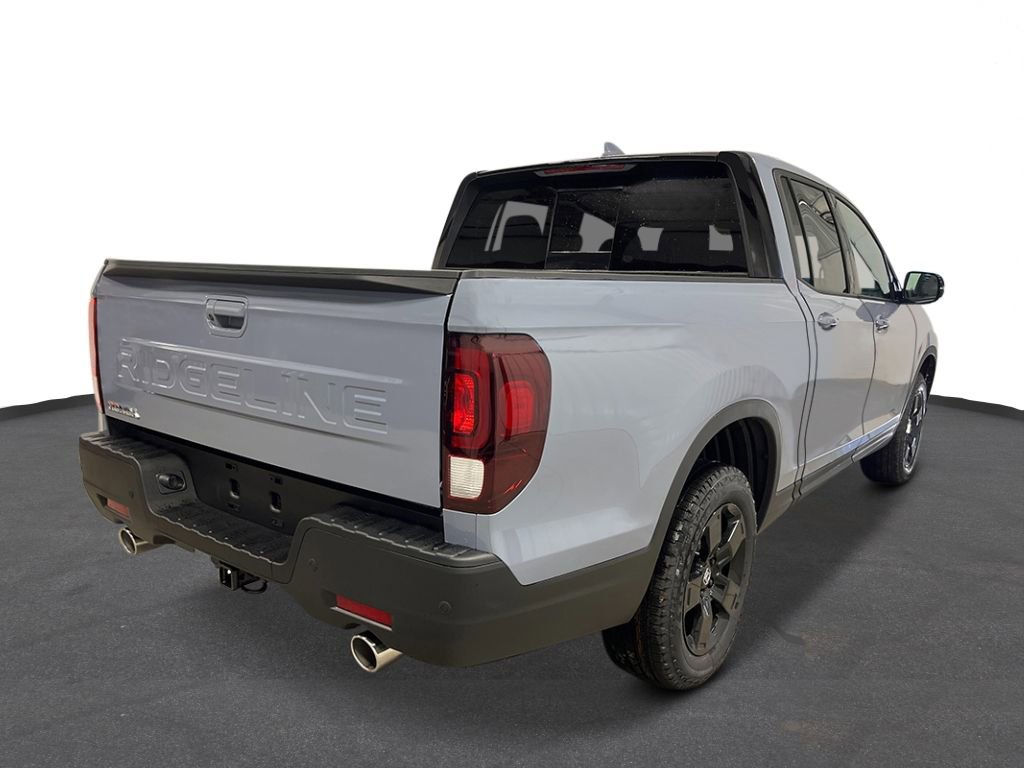 New 2026 Honda Ridgeline Black Edition image 3