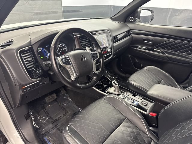 Used 2021 Mitsubishi Outlander GT AWD/4WD image 12