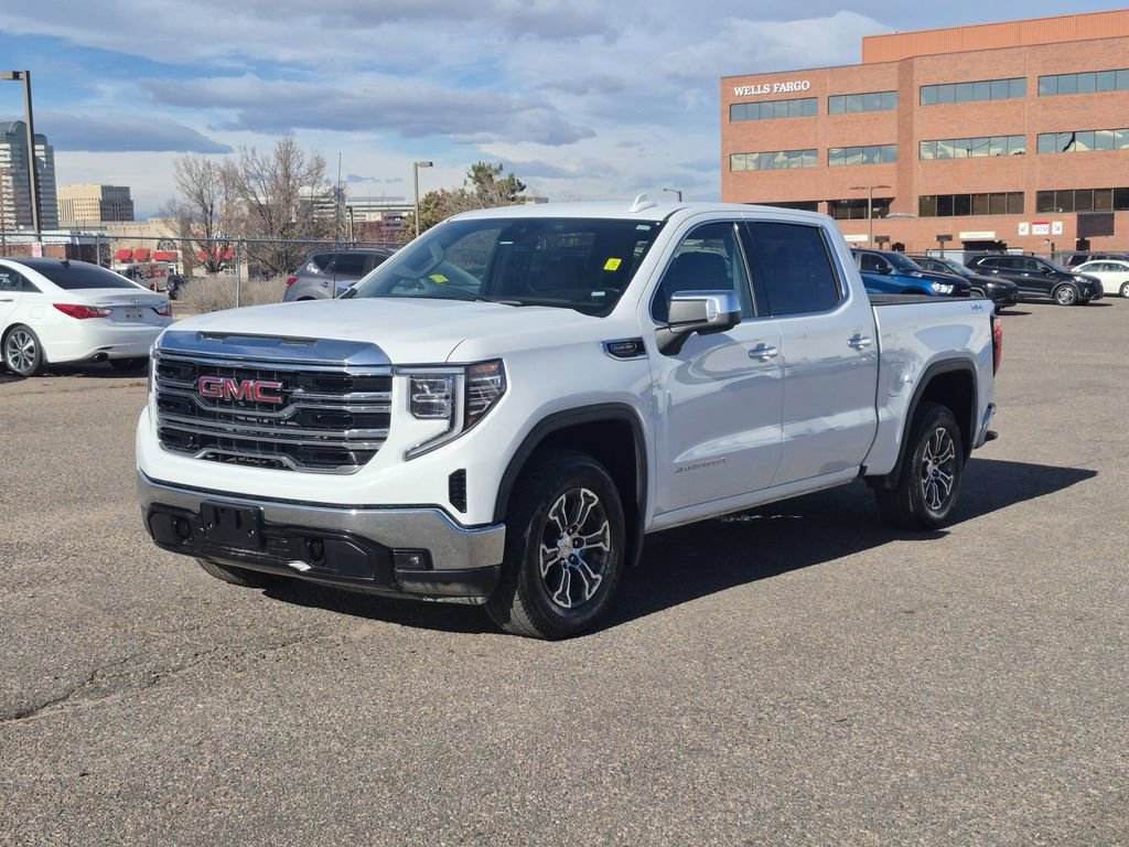 Used 2025 GMC Sierra 1500 SLT image 4