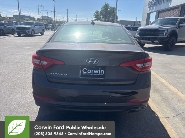 Used 2016 Hyundai Sonata SE FWD image 6