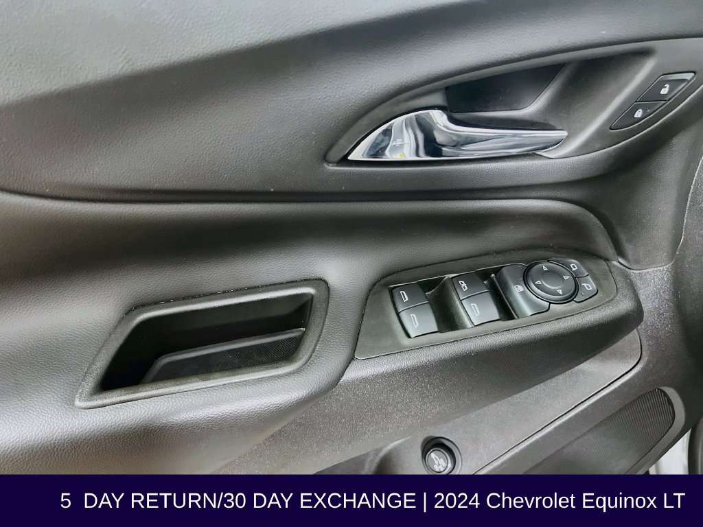 Used 2024 Chevrolet Equinox LT FWD image 23