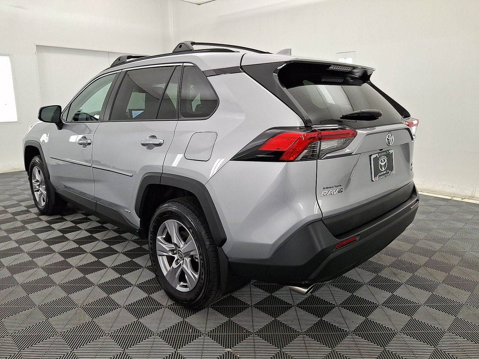 Certified 2025 Toyota RAV4 XLE w/ Convenience Package AWD/4WD image 13