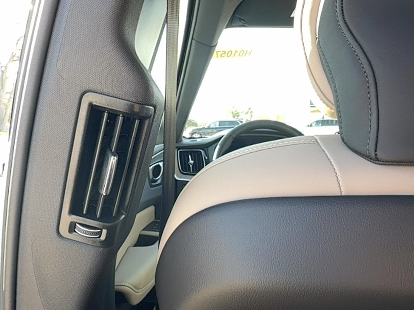 New 2026 Volvo XC60 B5 Core AWD/4WD image 17