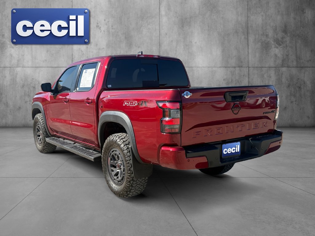 Used 2024 Nissan Frontier PRO-4X w/ Technology Package AWD/4WD image 7