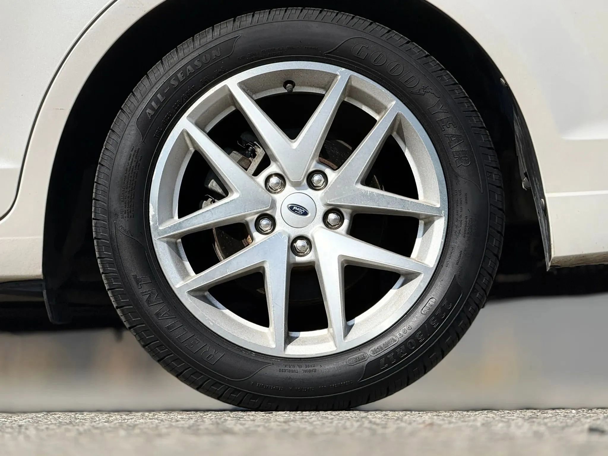 Used 2012 Ford Fusion SEL FWD image 30