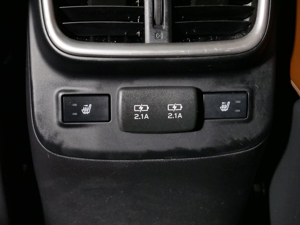 Used 2021 Subaru Outback Touring AWD/4WD image 21
