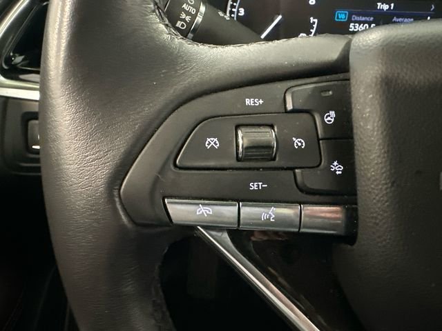 Used 2023 Cadillac XT6 Premium Luxury image 16