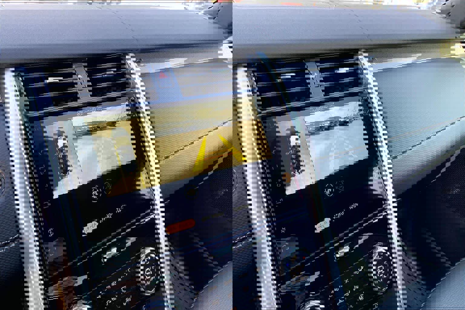 Used 2023 Land Rover Discovery Metropolitan Edition image 25